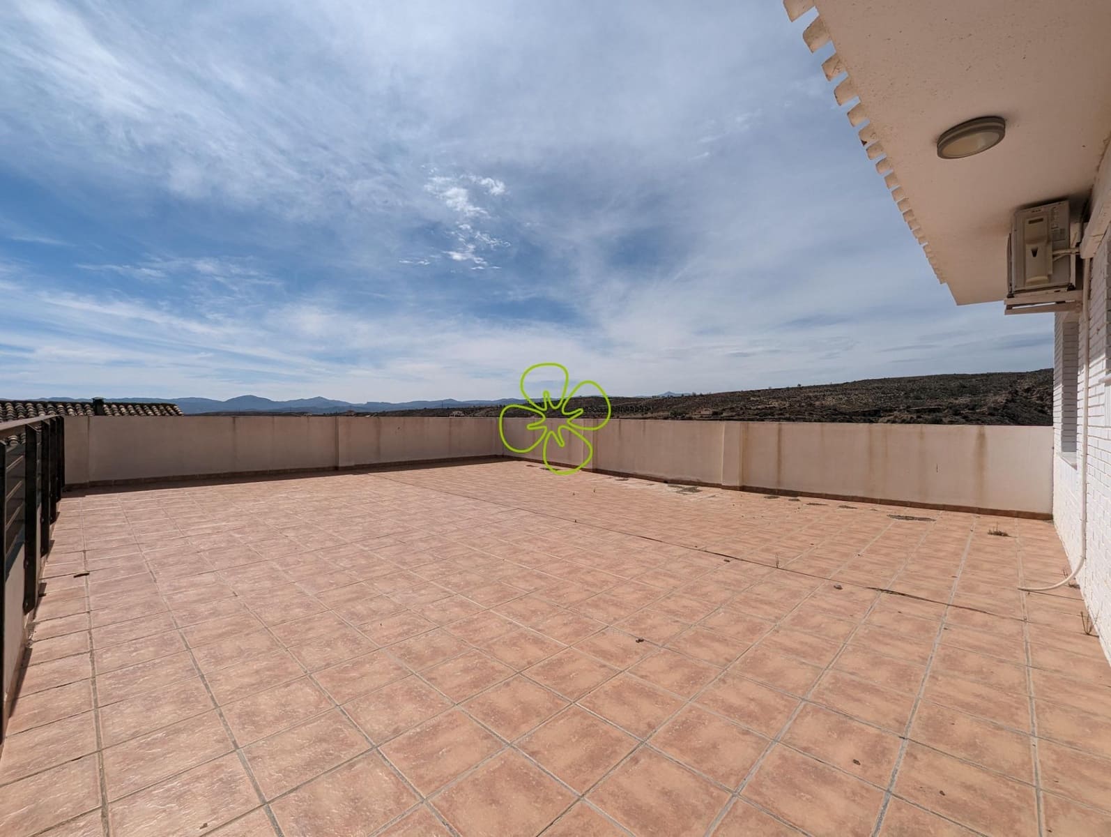 Casa de 5 habitaciones en Albox en venta con piscina - 198.000 € (Ref: 9618287)