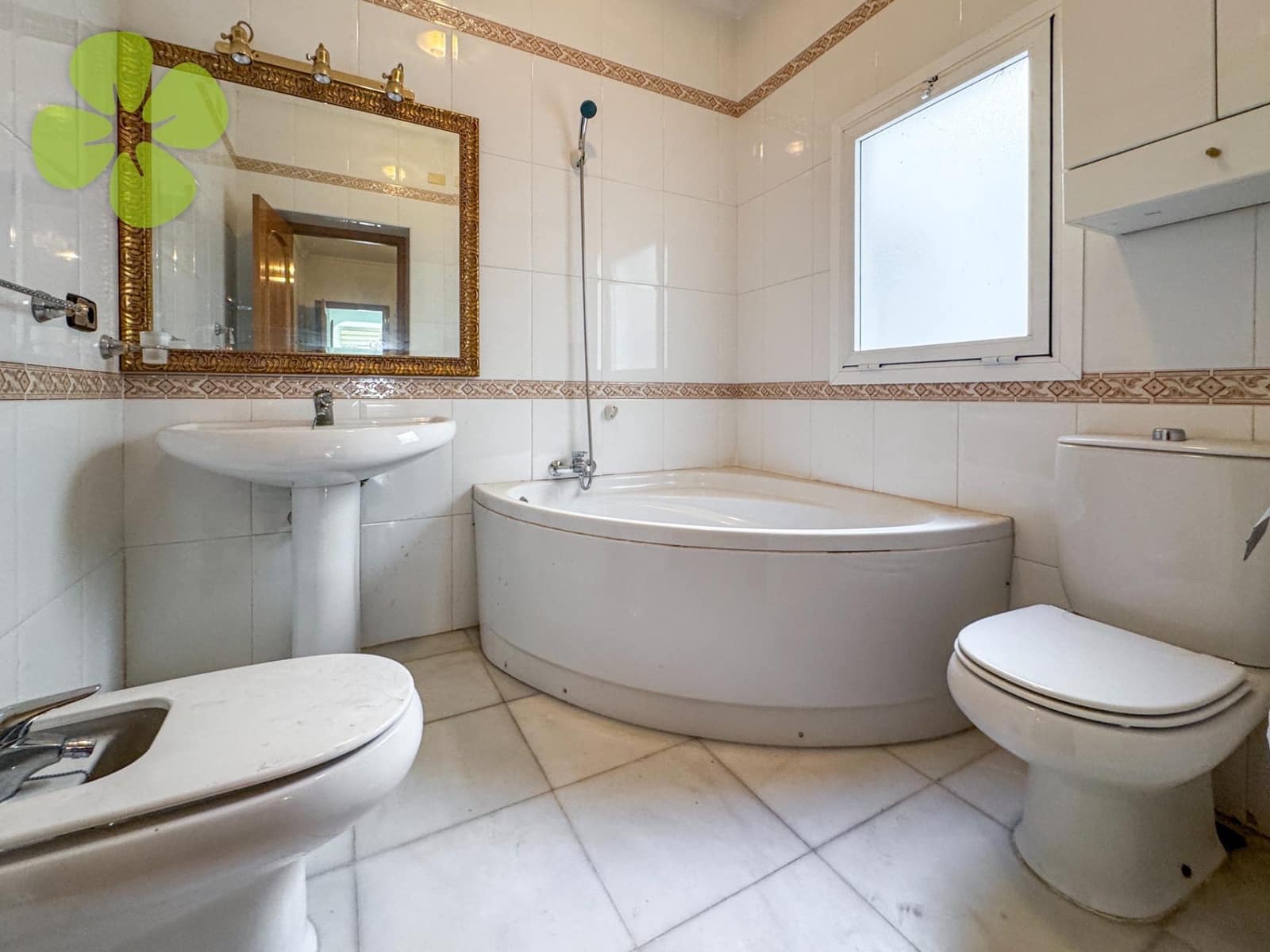 Casa de 6 habitaciones en Cantoria en venta - 205.000 € (Ref: 9618289)