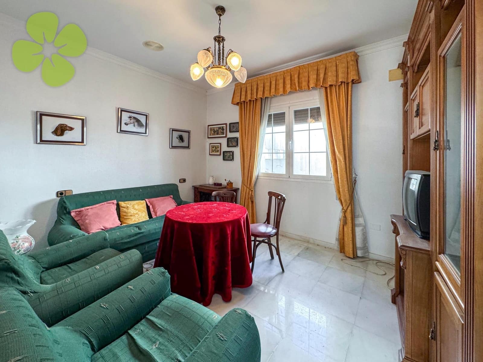 Casa de 6 habitaciones en Cantoria en venta - 205.000 € (Ref: 9618289)