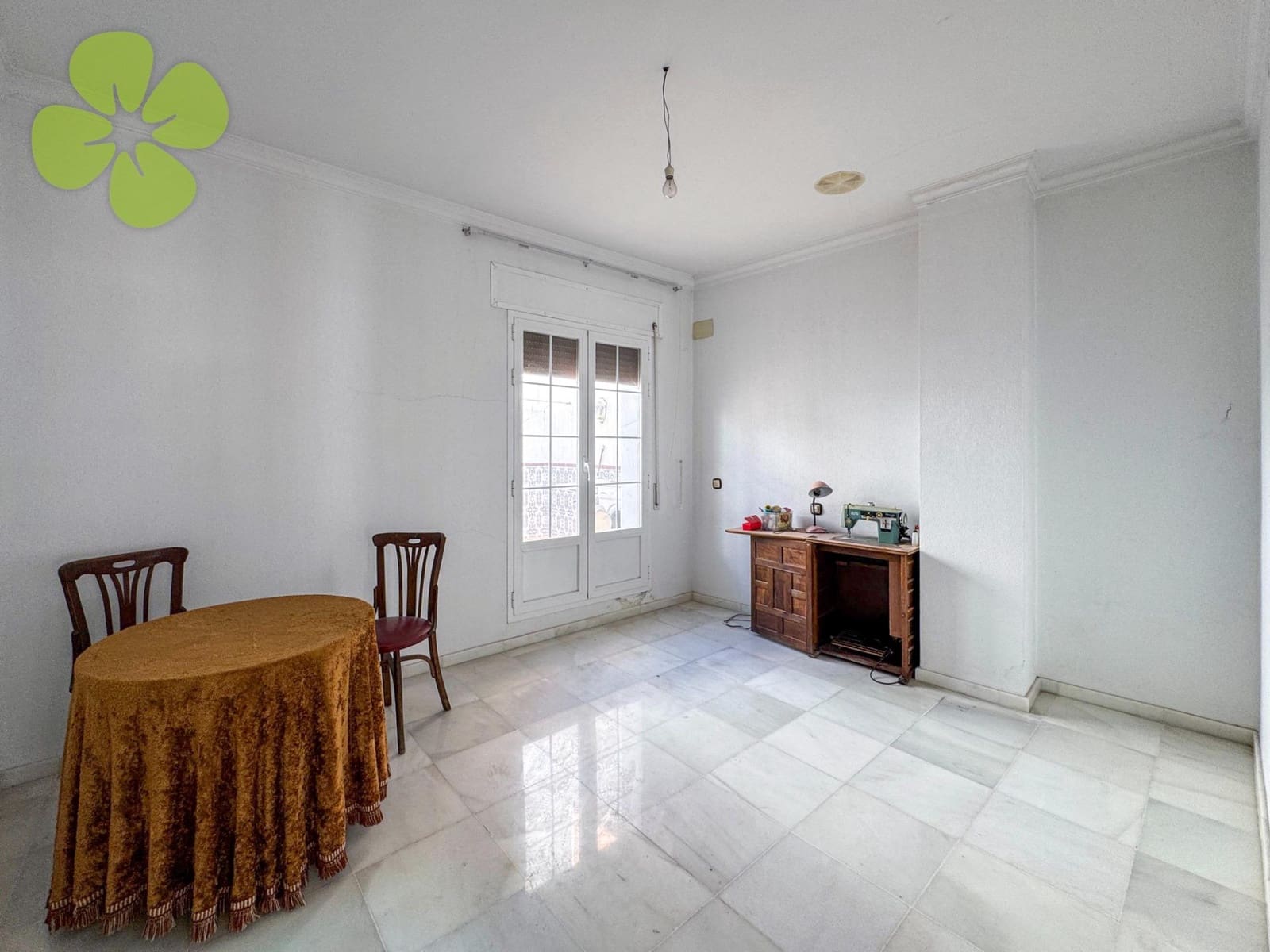 Casa de 6 habitaciones en Cantoria en venta - 205.000 € (Ref: 9618289)