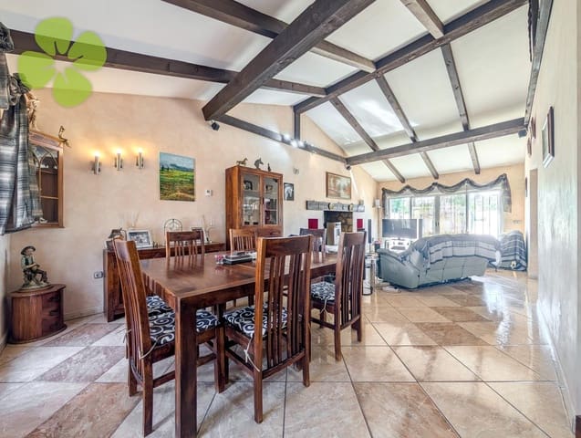 Villa til salgs i Serón med svømmebasseng - € 374 995 (Ref: 9618296)