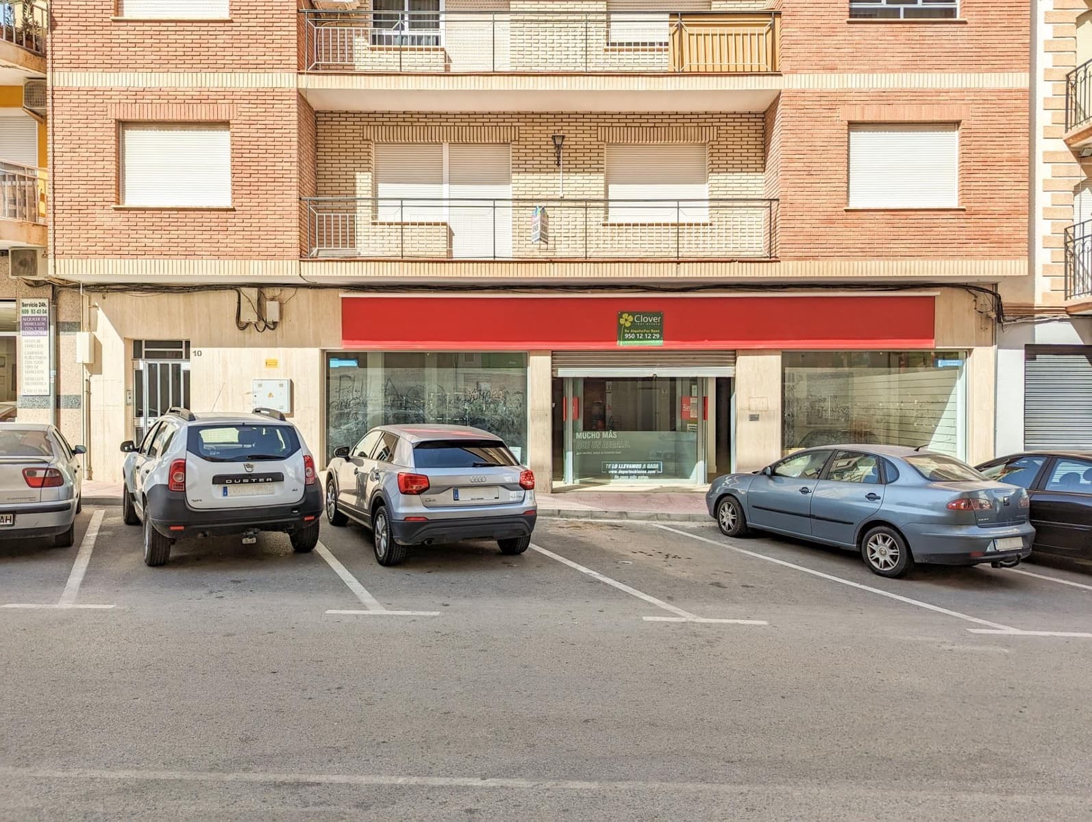 Commercial for sale in Albox - € 250,000 (Ref: 9618303)