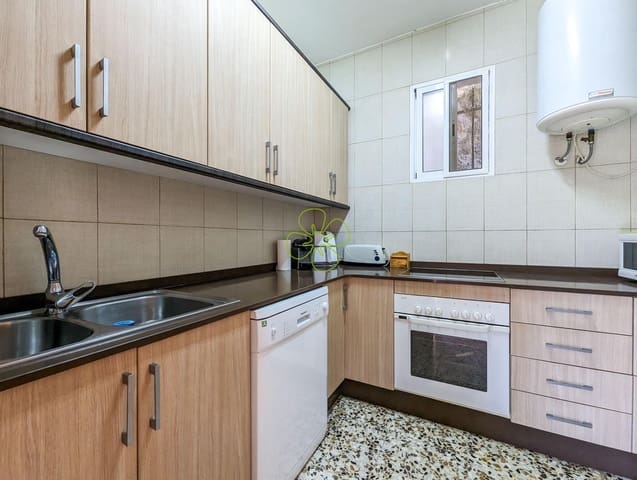 3 makuuhuone Maalaistalo myytävänä paikassa Macael mukana uima-altaan - 224 995 € (Ref: 9618307)