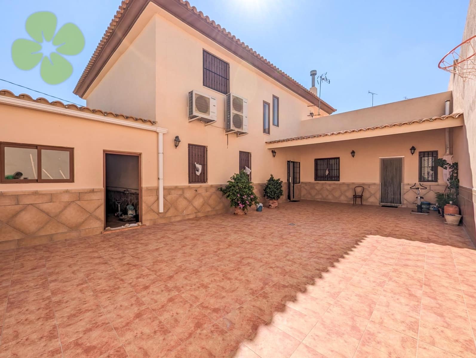 4 bedroom Villa for sale in Huercal-Overa - € 219,000 (Ref: 9618309)