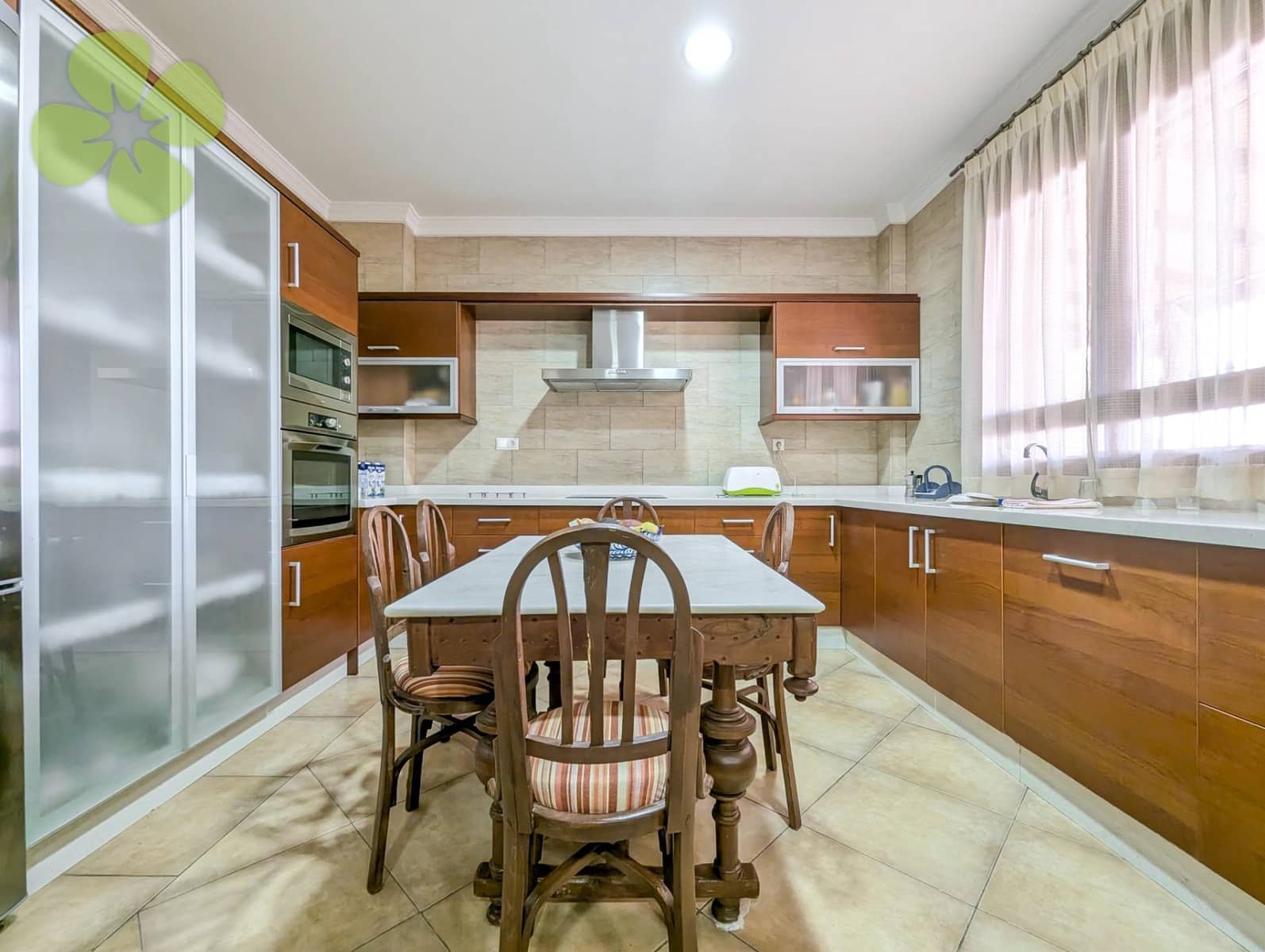 4 bedroom Villa for sale in Huercal-Overa - € 219,000 (Ref: 9618309)