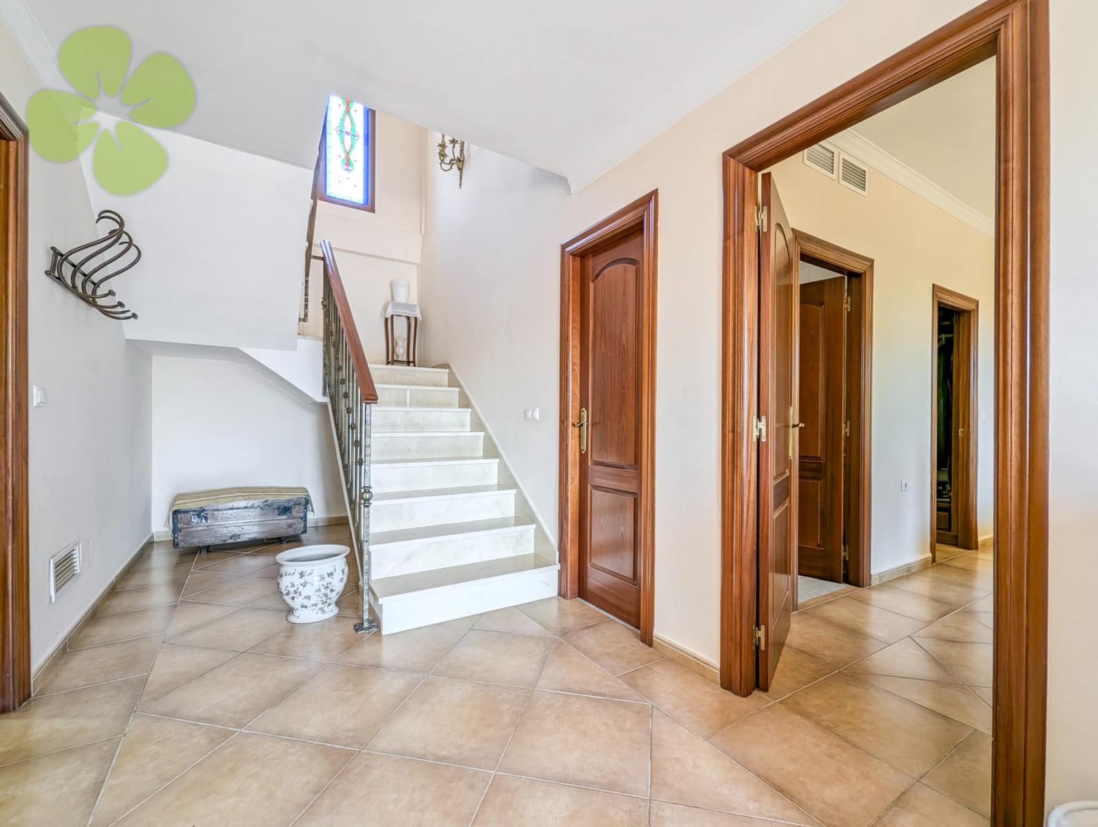 4 bedroom Villa for sale in Huercal-Overa - € 219,000 (Ref: 9618309)