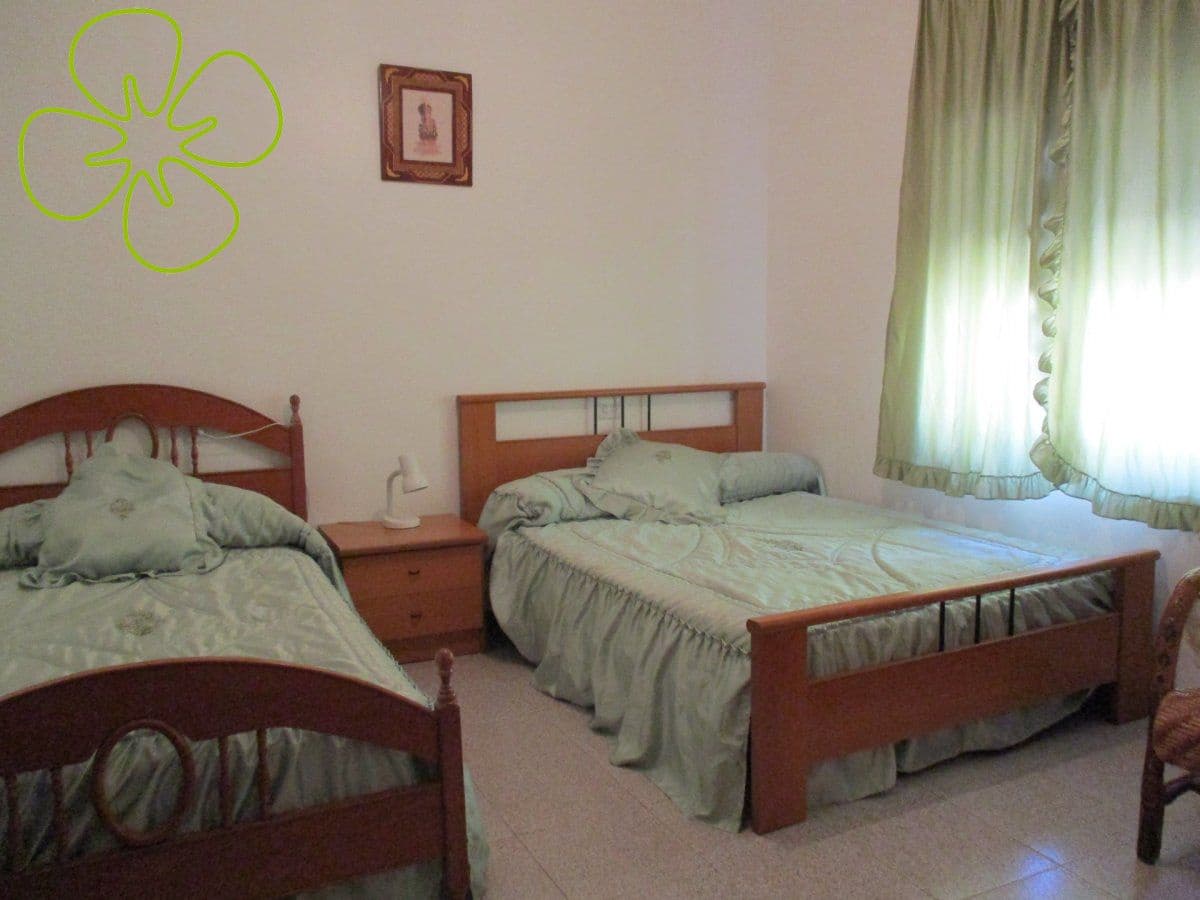 Casa de 7 habitaciones en Albox en venta - 126.500 € (Ref: 9618322)