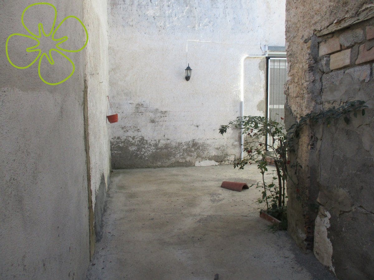 Casa de 7 habitaciones en Albox en venta - 126.500 € (Ref: 9618322)