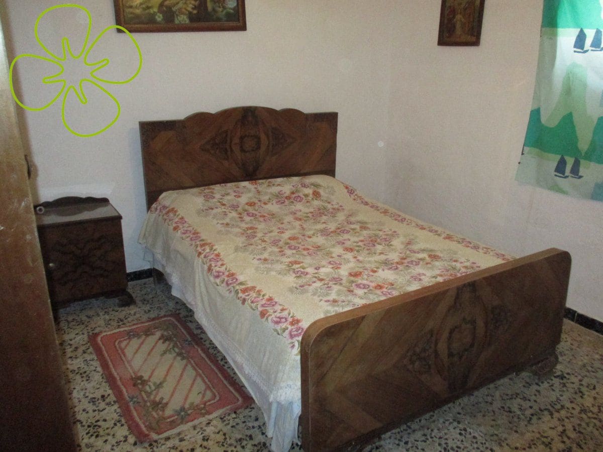 4 bedroom Finca/Country House for sale in Oria - € 125,000 (Ref: 9618324)