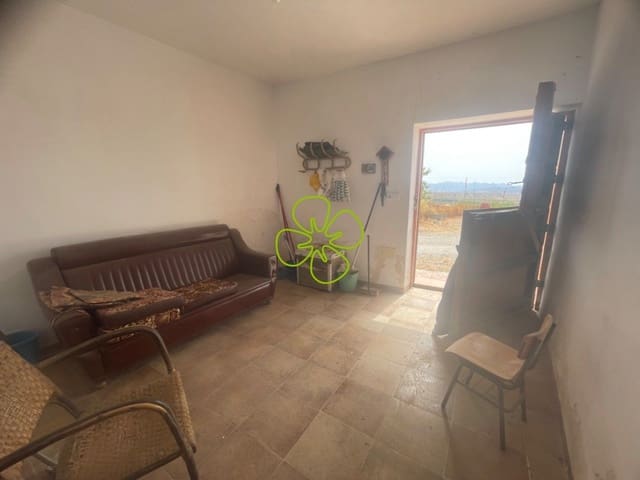 5 bedroom Finca/Country House for sale in Arboleas - € 120,000 (Ref: 9618326)