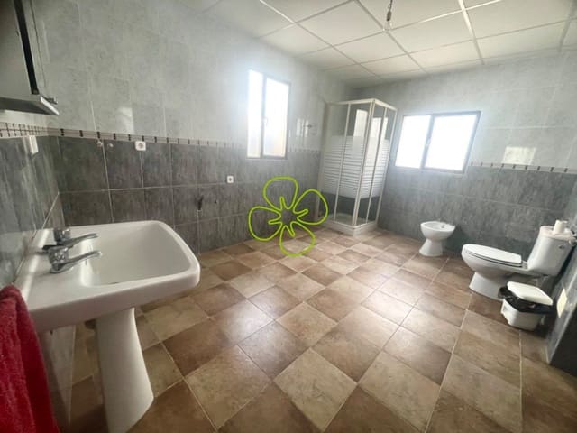 5 bedroom Finca/Country House for sale in Arboleas - € 120,000 (Ref: 9618326)