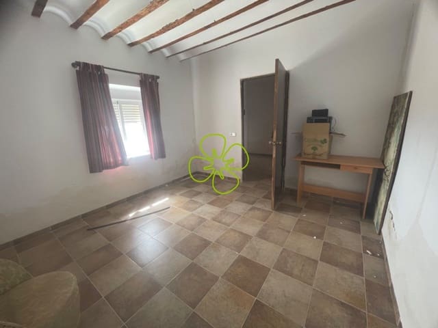 5 bedroom Finca/Country House for sale in Arboleas - € 120,000 (Ref: 9618326)