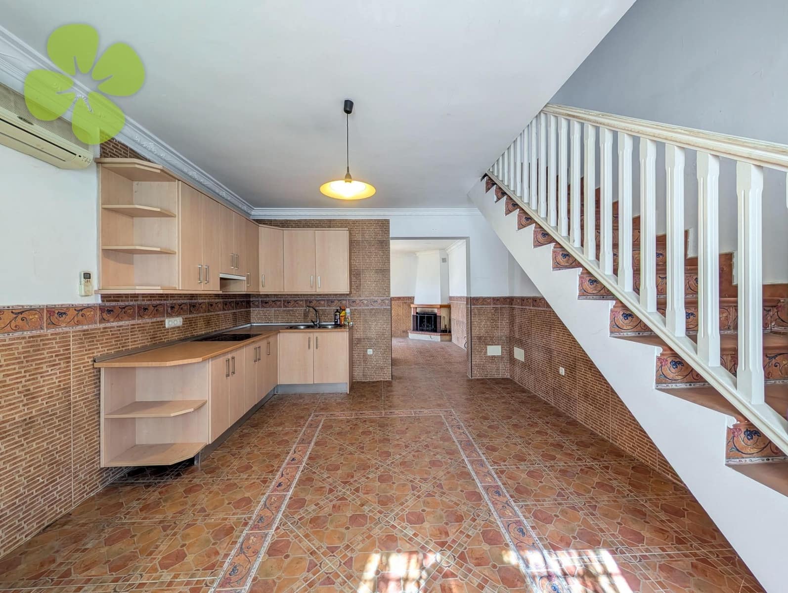 3 slaapkamer Villa te koop in Oria - € 80.000 (Ref: 9618333)