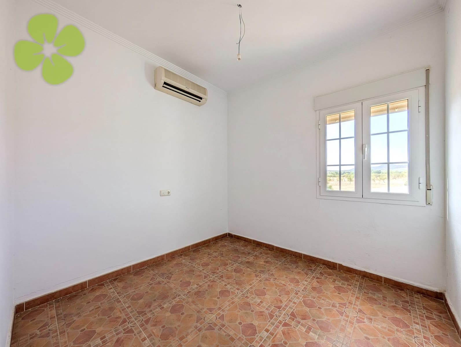 3 slaapkamer Villa te koop in Oria - € 80.000 (Ref: 9618333)