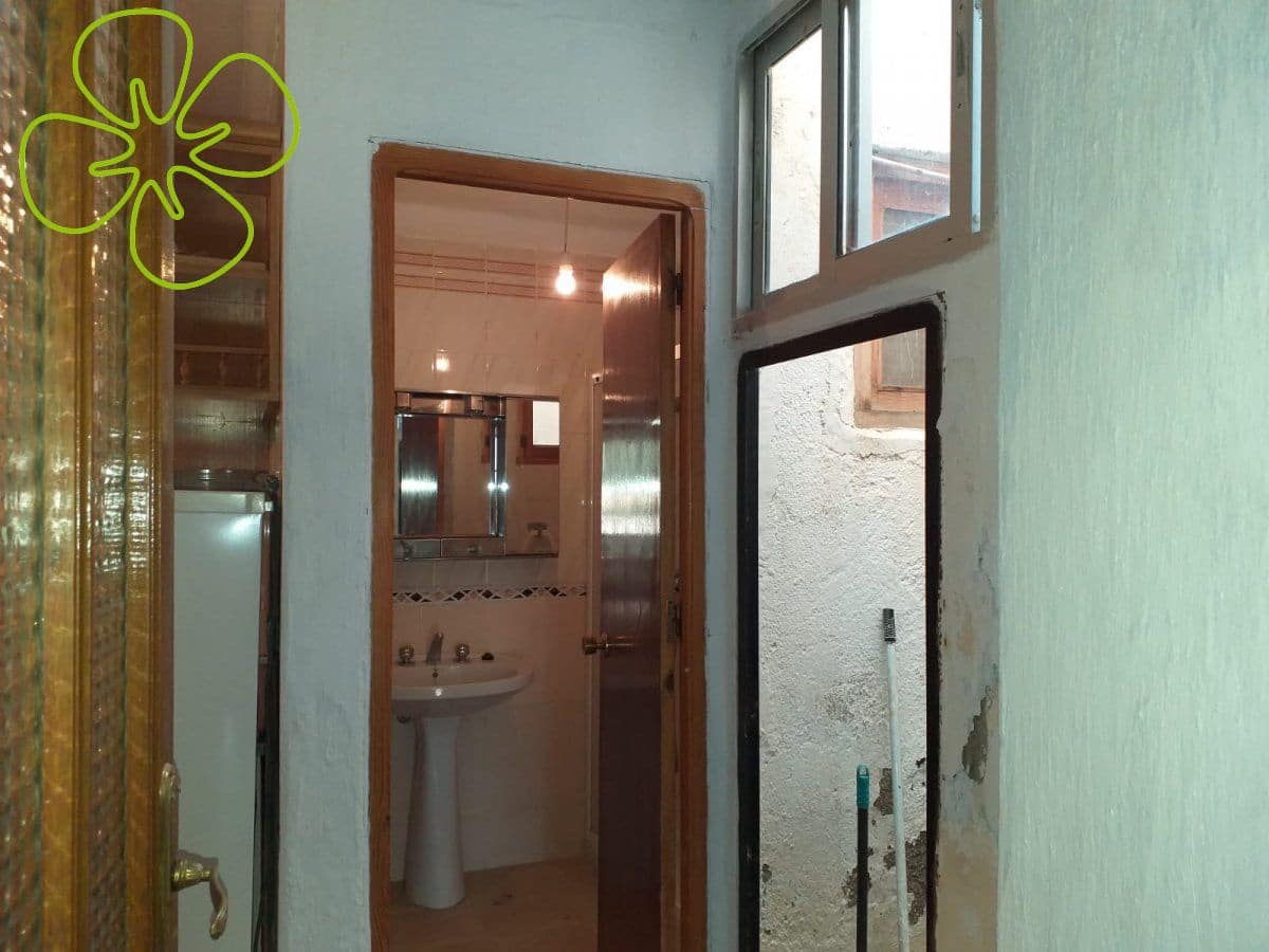 4 bedroom Finca/Country House for sale in Arboleas - € 75,000 (Ref: 9618337)