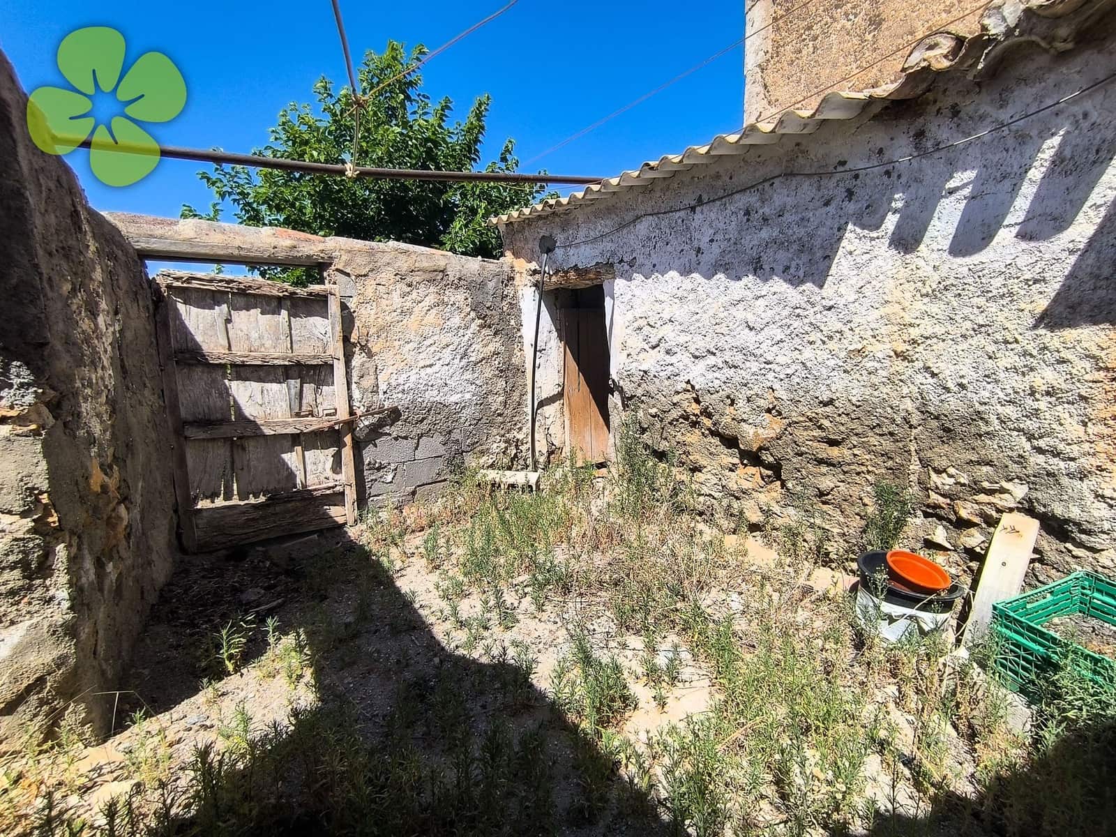 4 slaapkamer Huis te koop in Albox - € 52.000 (Ref: 9618347)