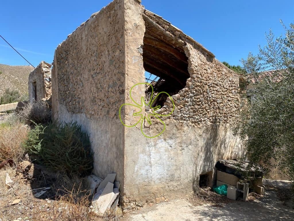 4 bedroom Finca/Country House for sale in Cantoria - € 49,995 (Ref: 9618349)