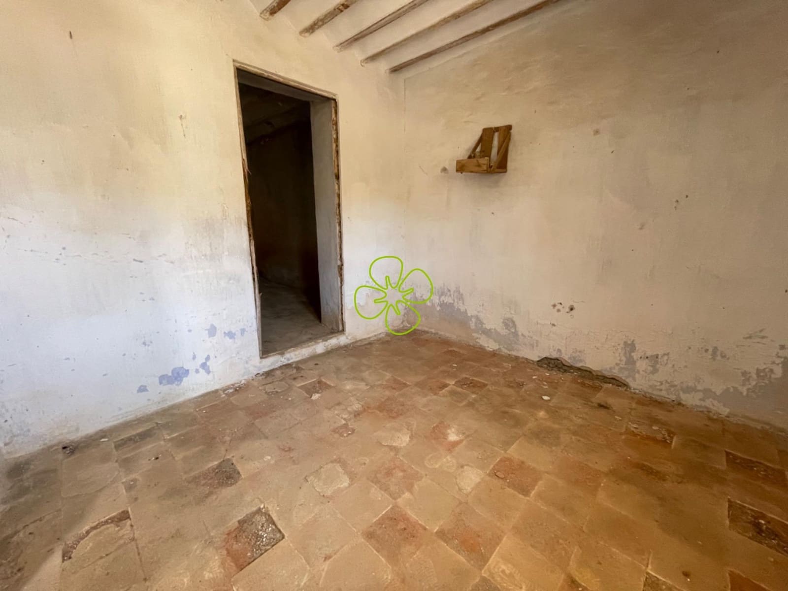 4 bedroom Finca/Country House for sale in Cantoria - € 49,995 (Ref: 9618349)