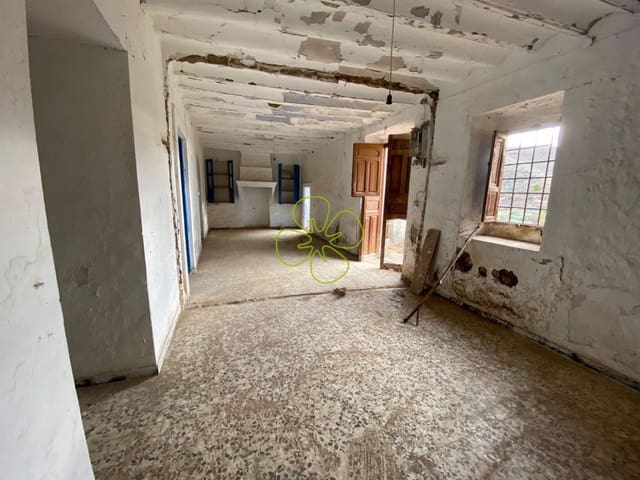 Finca/Casa Rural de 4 habitaciones en Albox en venta - 40.000 € (Ref: 9618350)