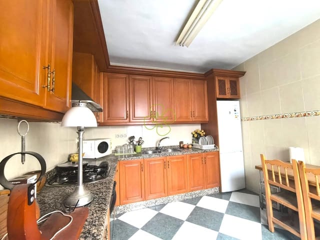 6 chambre Maison de Ville à vendre à Albanchez - 95 000 € (Ref: 9618356)