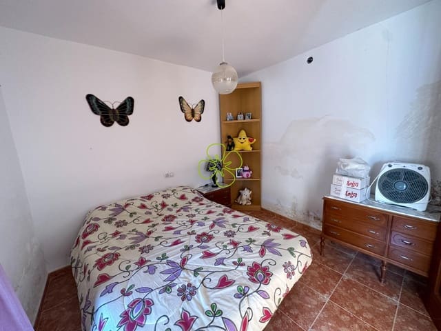 4 Zimmer Haus zu verkaufen in Oria - 130.000 € (Ref: 9618357)