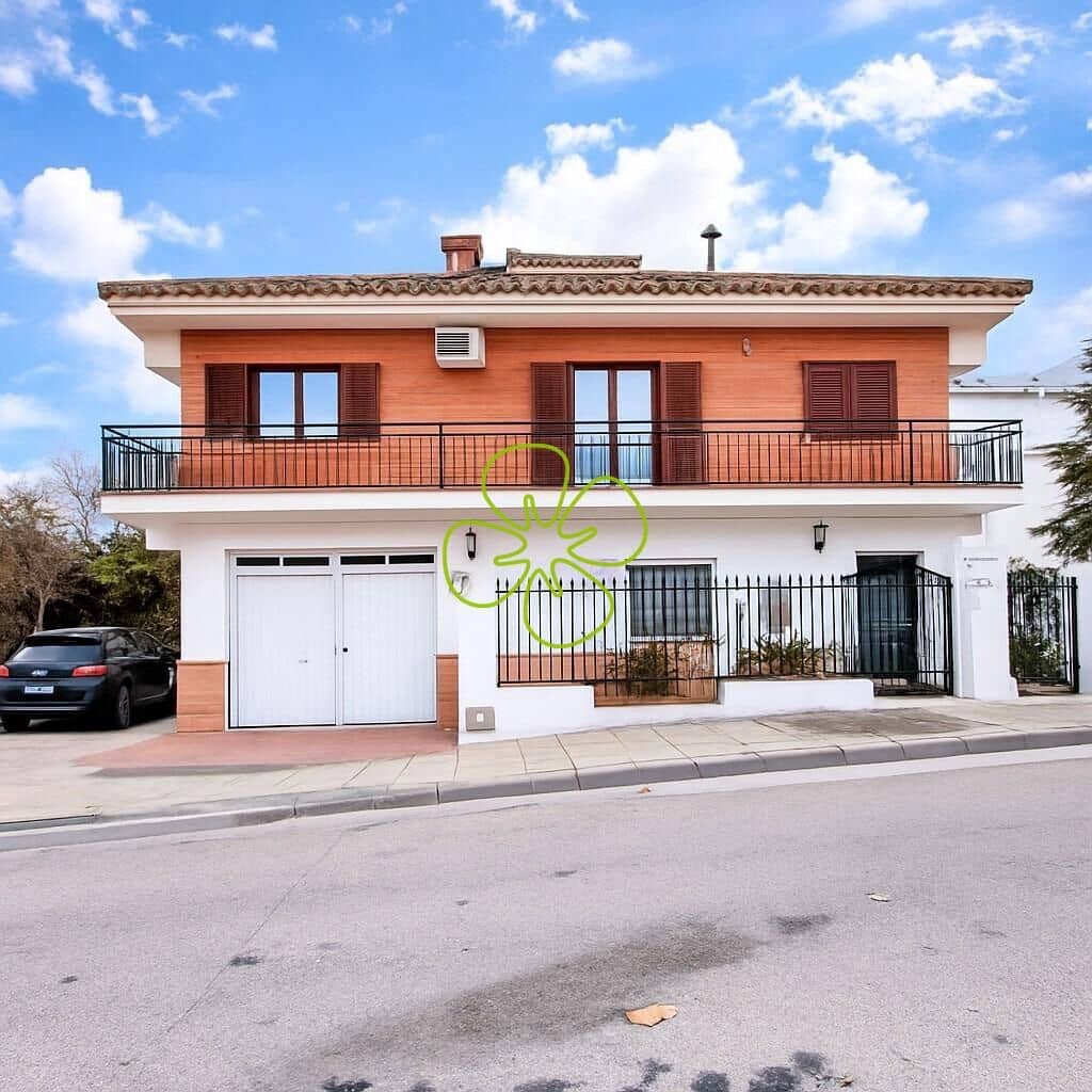 5 bedroom Townhouse for sale in Velez-Rubio - € 360,000 (Ref: 9618358)