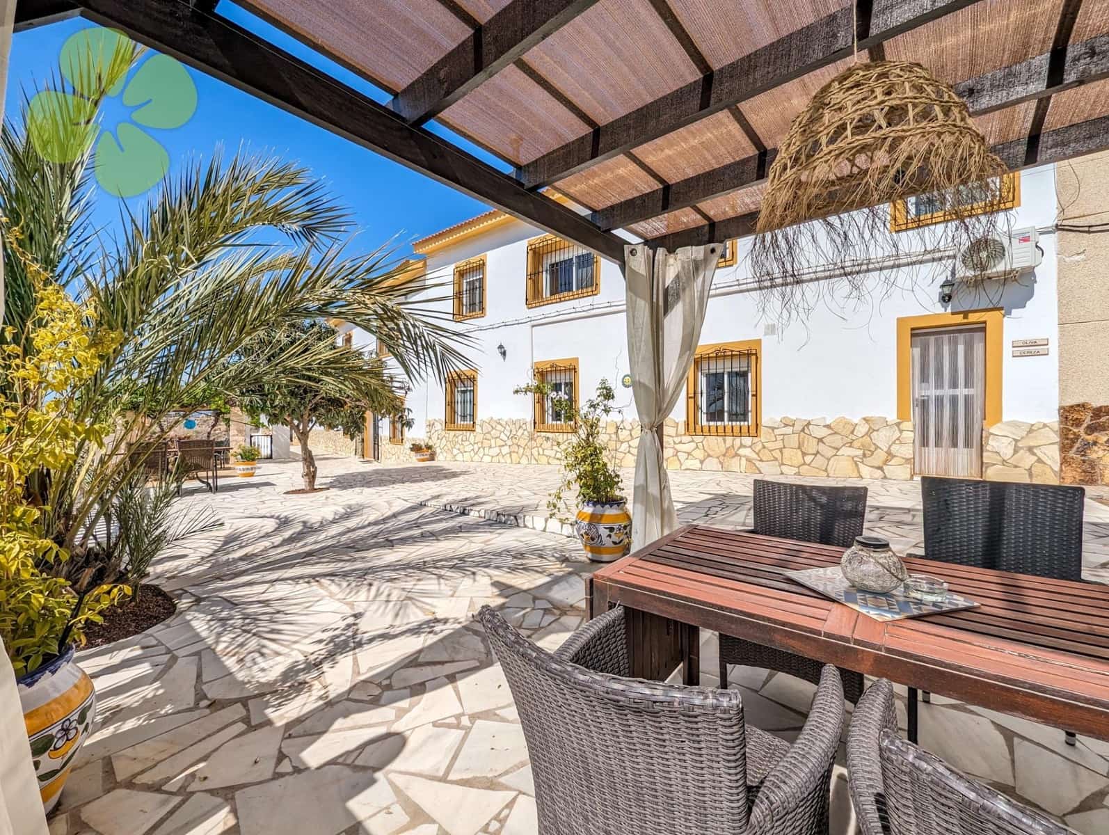 8 slaapkamer Finca/Landhuis te koop in Albox met zwembad - € 499.000 (Ref: 9618359)