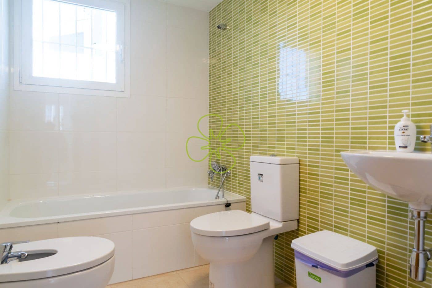 4 bedroom Villa for sale in Purias with pool - € 422,000 (Ref: 9618360)