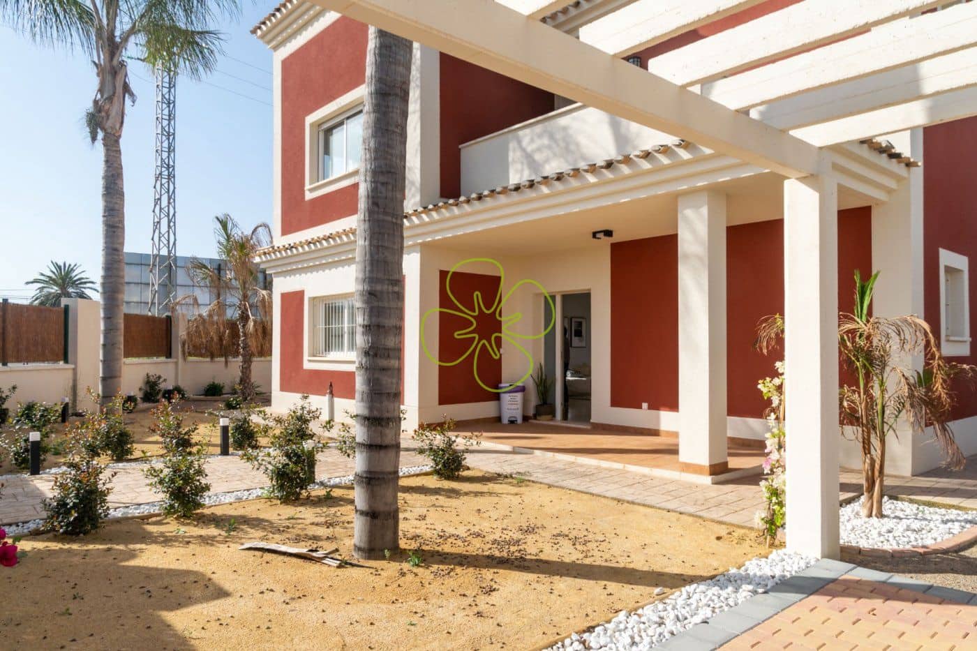 4 bedroom Villa for sale in Purias with pool - € 422,000 (Ref: 9618360)