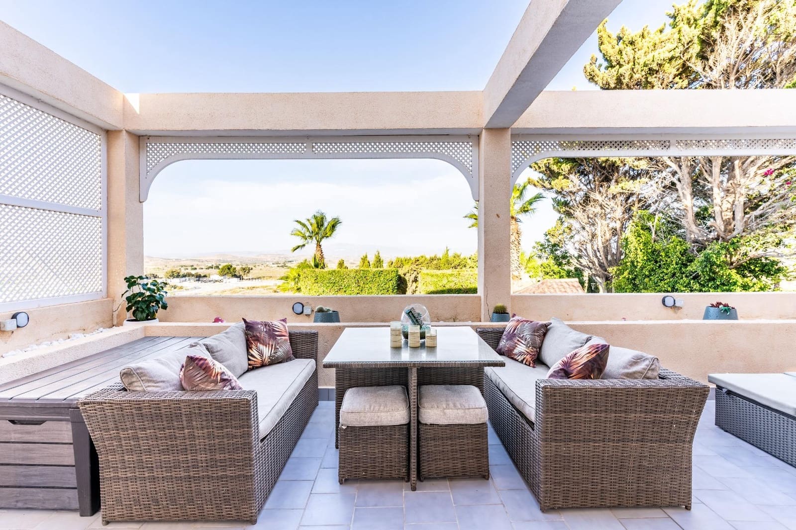 5 sypialnia Willa na sprzedaż w Garrucha z basenem - 1 150 000 € (Ref: 9618364)