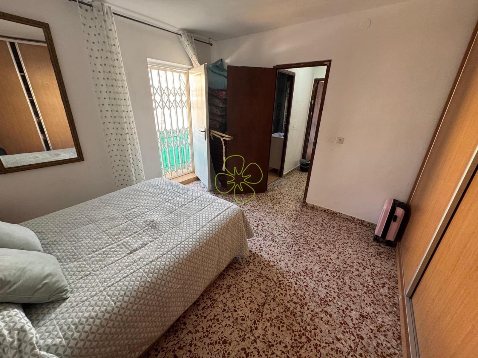 3 Zimmer Haus zu verkaufen in Guadahortuna - 45.000 € (Ref: 9618367)