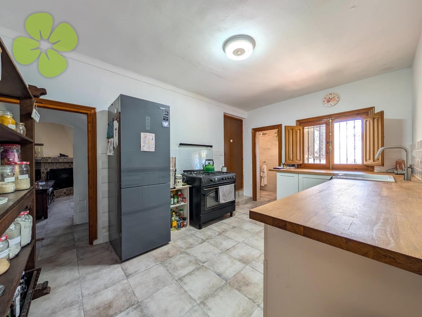 8 bedroom Finca/Country House for sale in Arboleas - € 199,950 (Ref: 9618372)