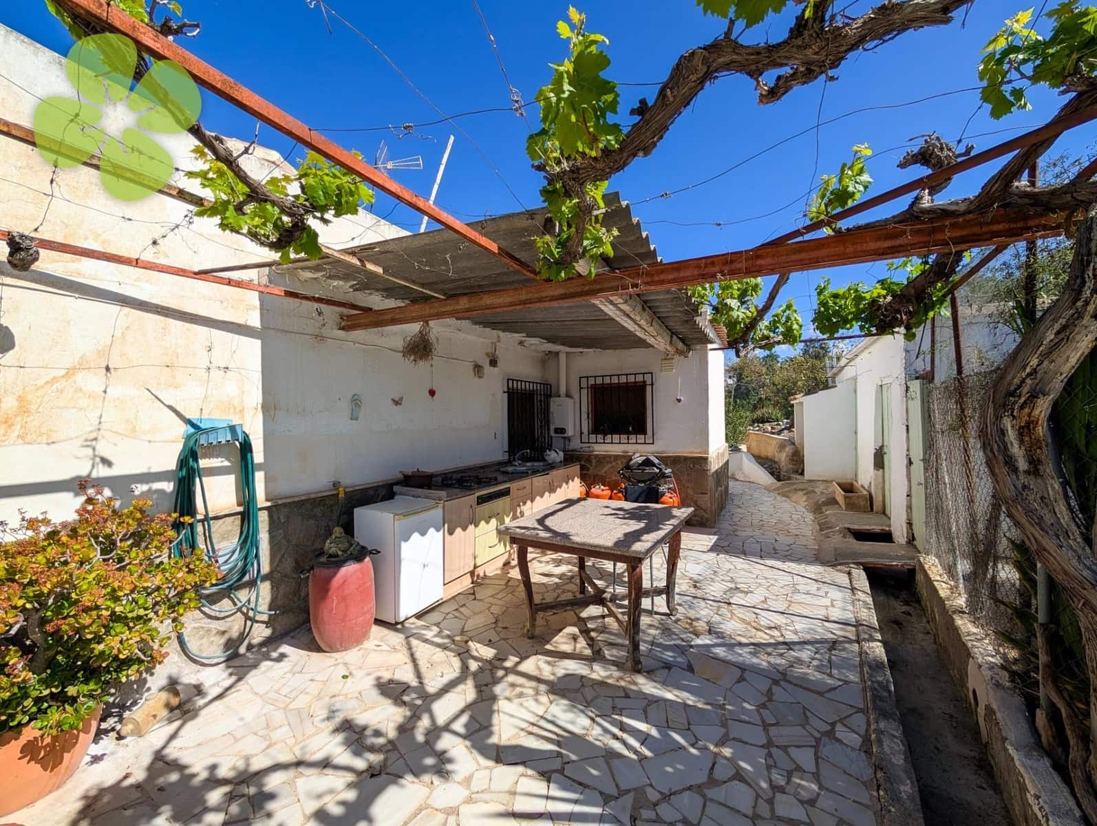 8 bedroom Finca/Country House for sale in Arboleas - € 199,950 (Ref: 9618372)