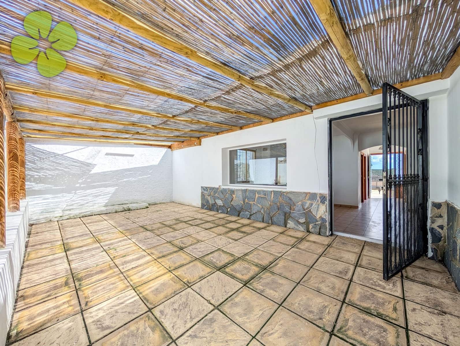 Chalet de 4 habitaciones en Albox en venta con piscina - 249.000 € (Ref: 9679245)