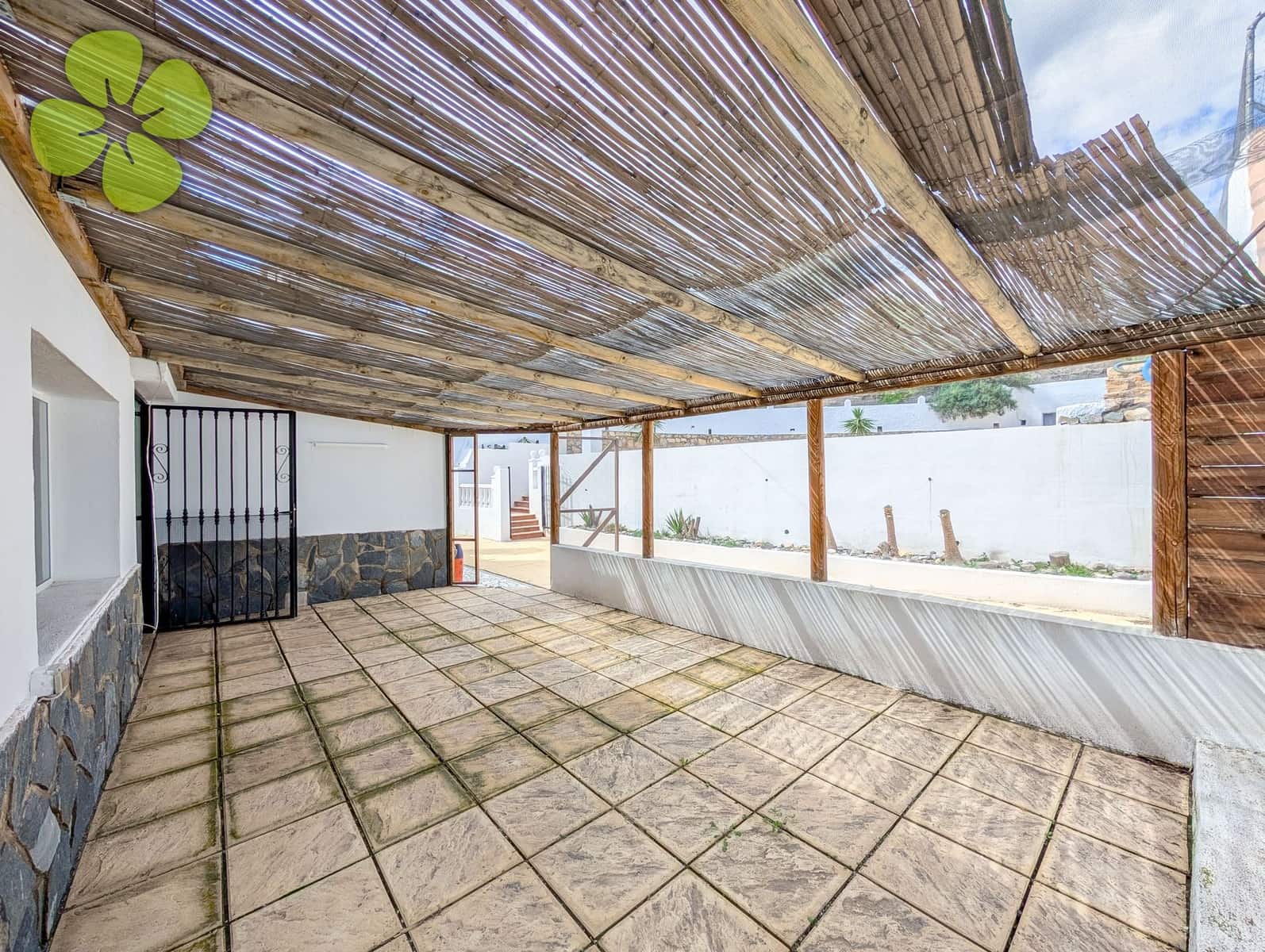 Chalet de 4 habitaciones en Albox en venta con piscina - 249.000 € (Ref: 9679245)