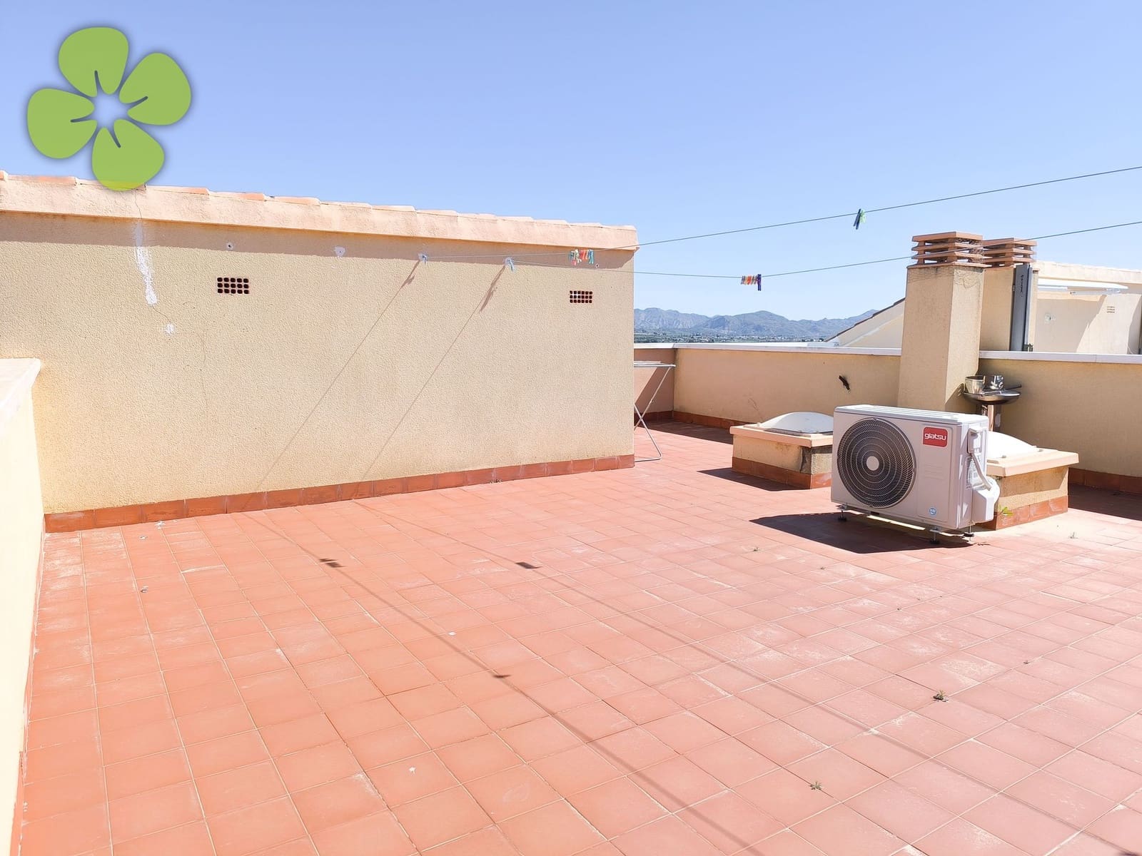 Apartamento de 2 habitaciones en Zurgena en venta con piscina - 107.500 € (Ref: 9688512)