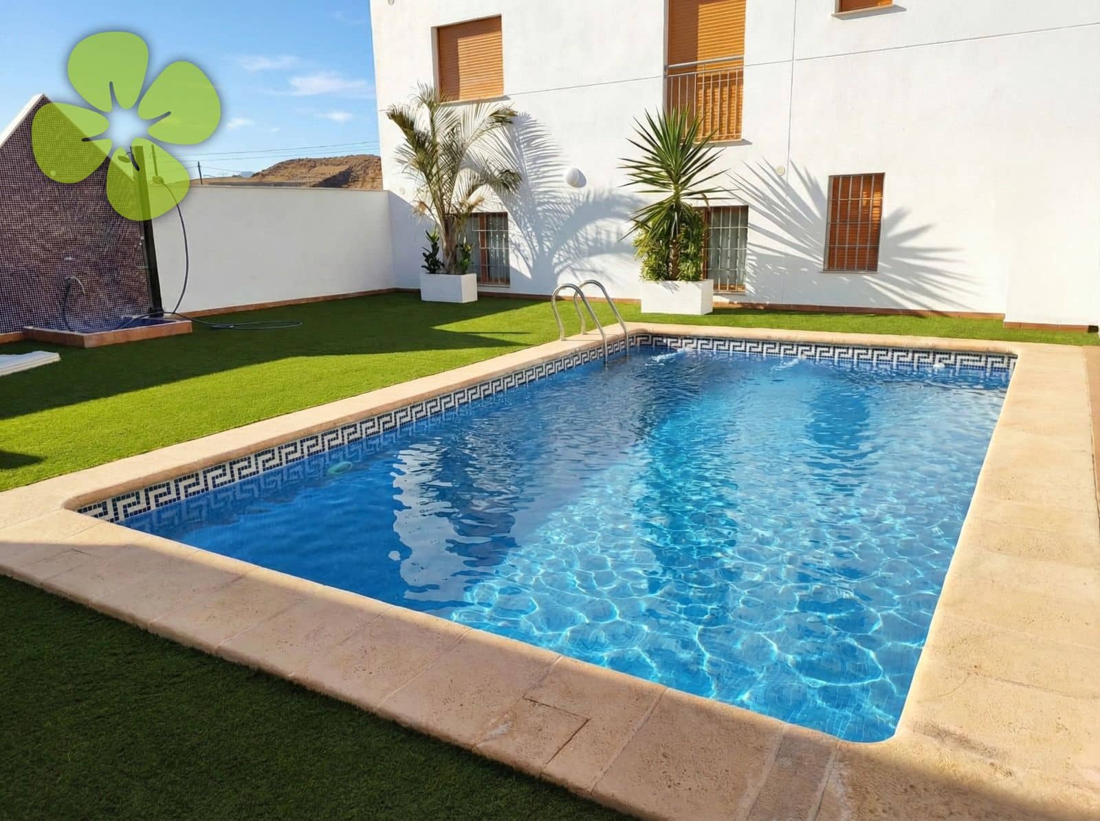 2 bedroom Apartment for sale in Cuevas del Almanzora with pool - € 118,900 (Ref: 9707773)