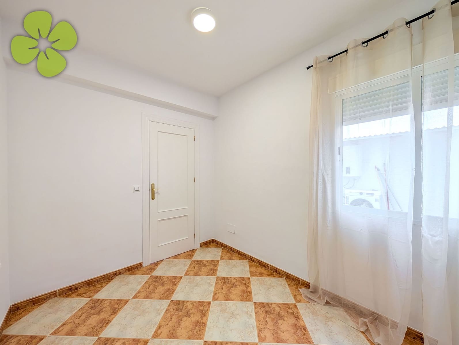 4 bedroom Apartment for sale in Zurgena - € 119,000 (Ref: 9723459)