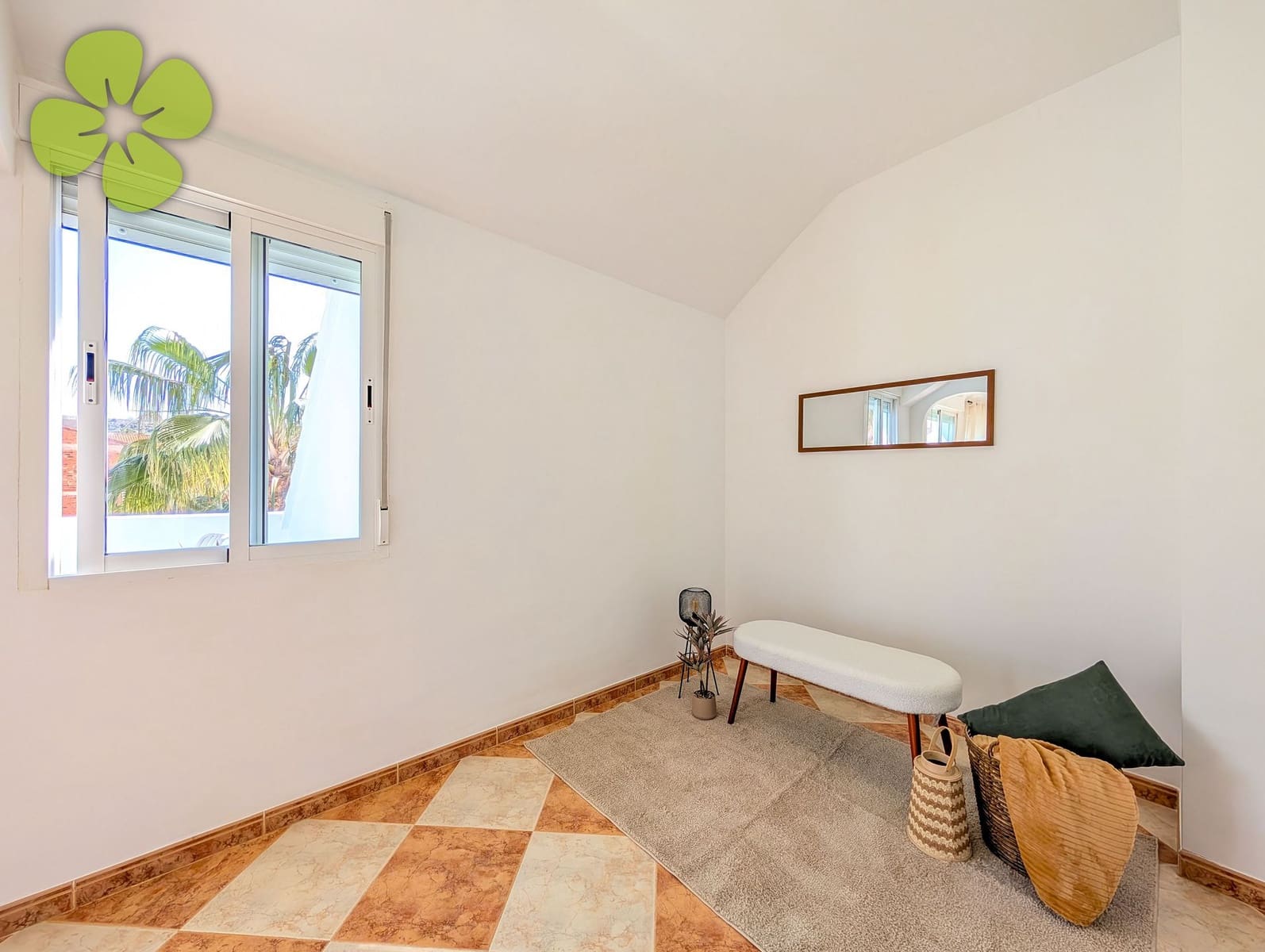 4 bedroom Apartment for sale in Zurgena - € 119,000 (Ref: 9723459)