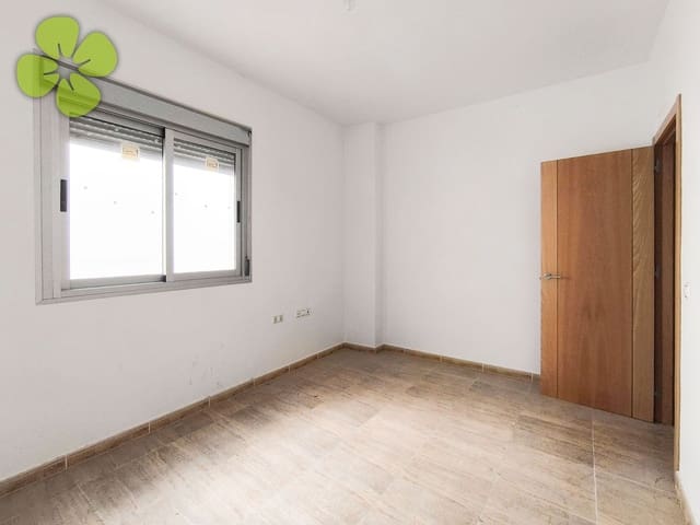 Apartamento de 3 habitaciones en Albox en venta - 90.000 € (Ref: 9731179)