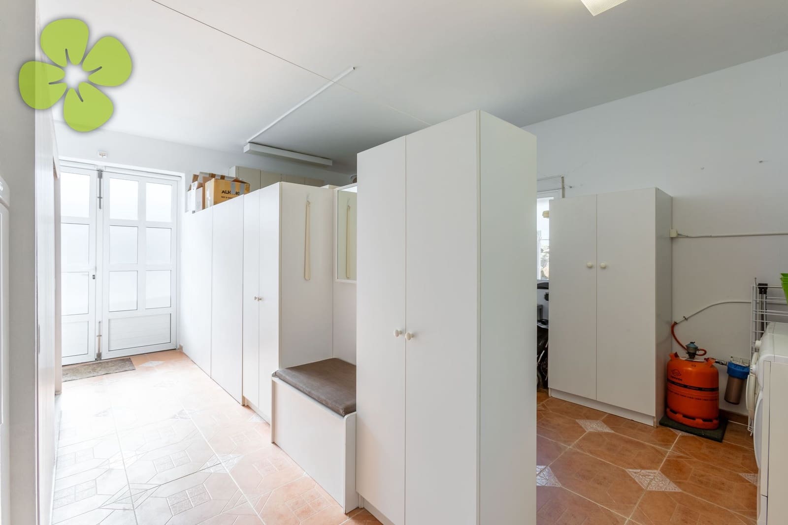 3 bedroom Villa for sale in Albanchez with pool - € 299,000 (Ref: 9774321)