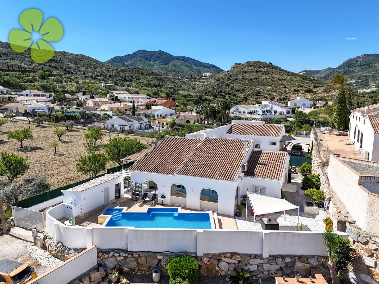 3 bedroom Villa for sale in Albanchez with pool - € 299,000 (Ref: 9774321)