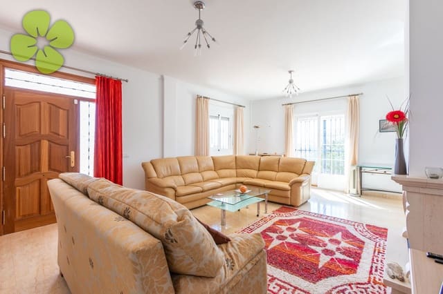 3 bedroom Villa for sale in Arboleas with pool - € 299,995 (Ref: 9777288)