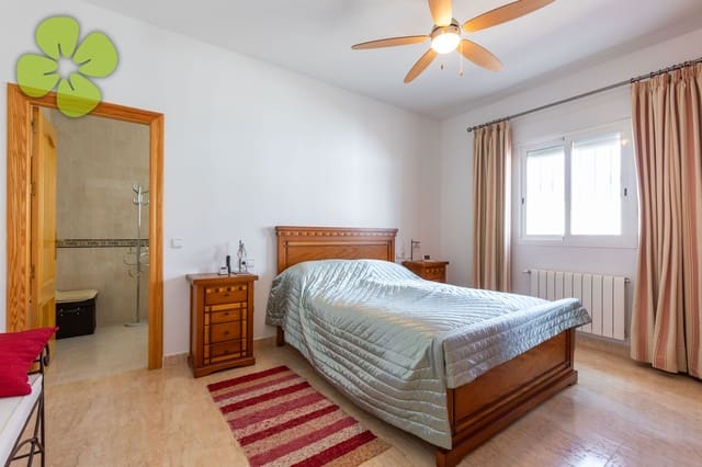 3 bedroom Villa for sale in Arboleas with pool - € 299,995 (Ref: 9777288)