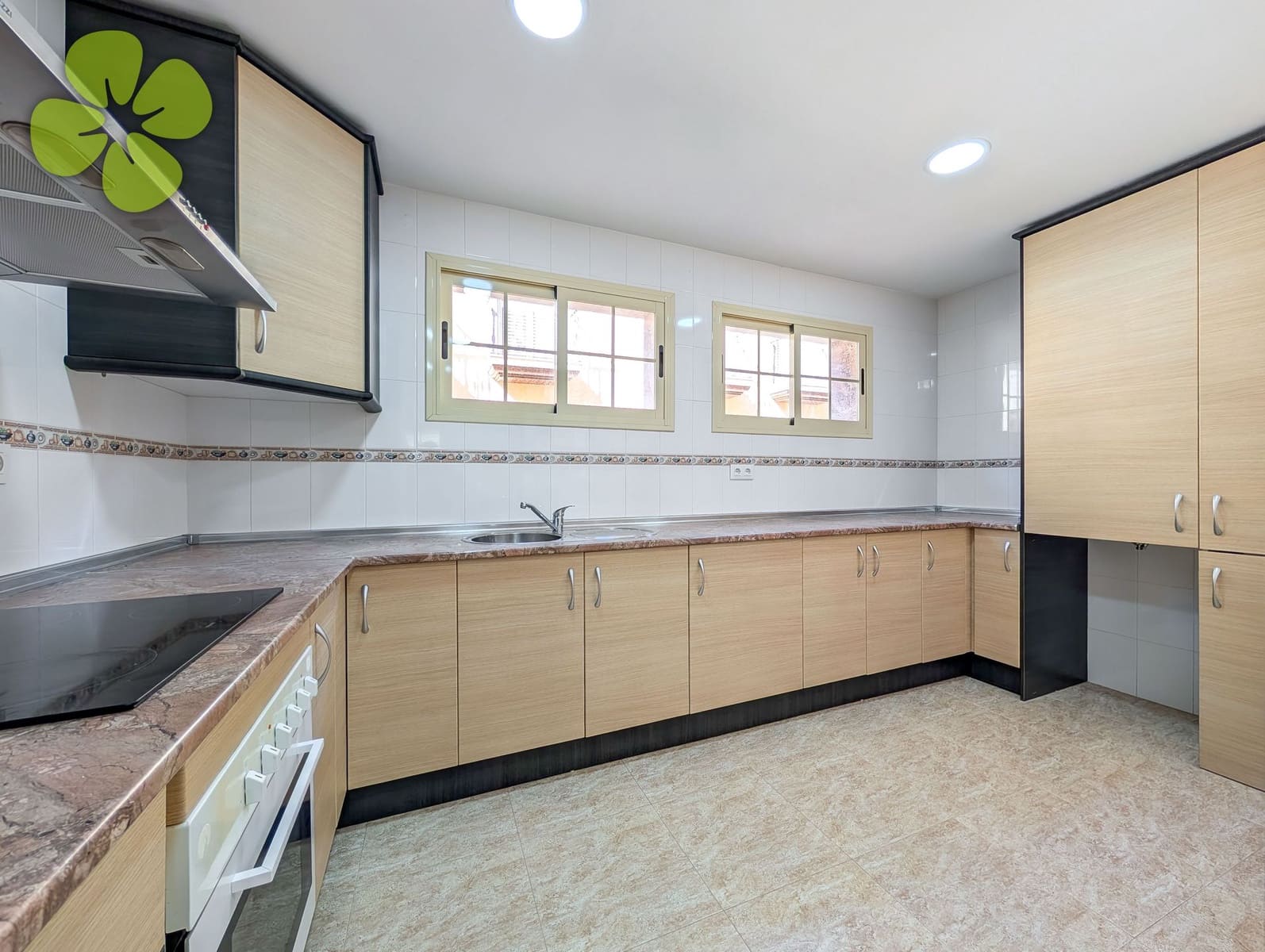 3 bedroom Apartment for sale in Zurgena with pool - € 149,995 (Ref: 9782376)