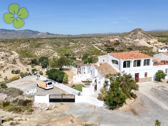 3 soveværelse Finca/Landehus til salg i Partaloa med swimmingpool - € 189.950 (Ref: 9793722)