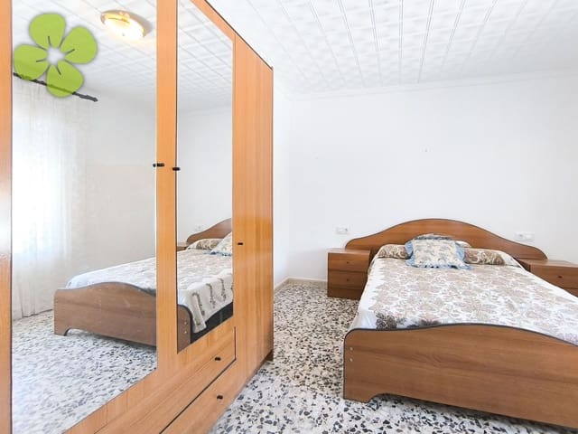 4 slaapkamer Finca/Landhuis te koop in Albox - € 62.000 (Ref: 9795570)