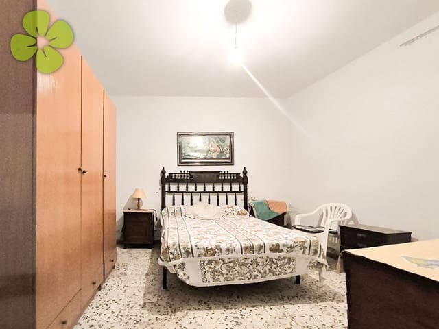 4 slaapkamer Finca/Landhuis te koop in Albox - € 62.000 (Ref: 9795570)