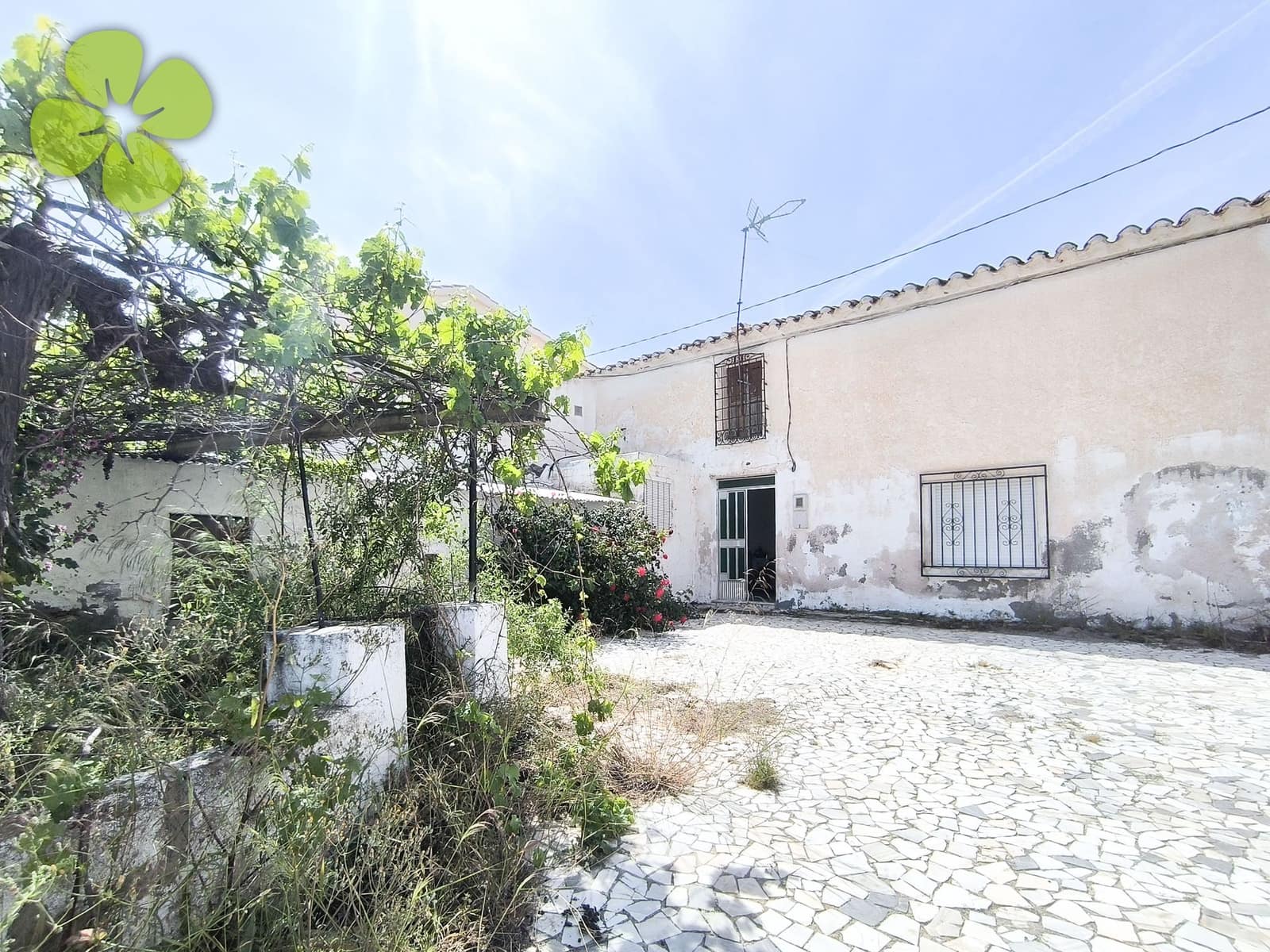 4 slaapkamer Finca/Landhuis te koop in Albox - € 62.000 (Ref: 9795570)