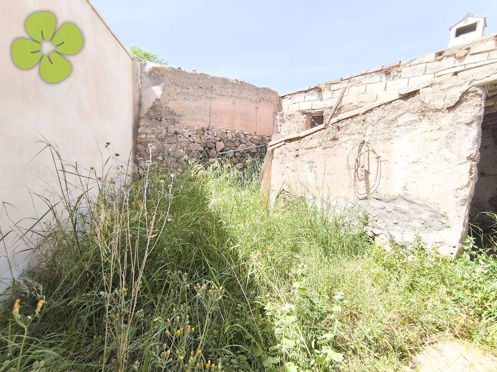 4 slaapkamer Finca/Landhuis te koop in Albox - € 62.000 (Ref: 9795570)